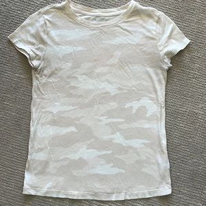 Athleta camo workout tee XXS EXC COND